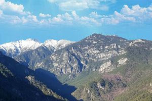 Όλυμπος: Διασώθηκε η οικογένεια που κινδύνευε