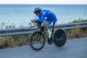 Γύρος της Κρήτης με ποδήλατο για τα παιδιά της Φλόγας