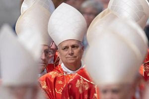 Πάπας Λέων προς καρδιναλίους: Πρέπει να συνεχίσετε την «πολύτιμη κληρονομιά» του Φραγκίσκου