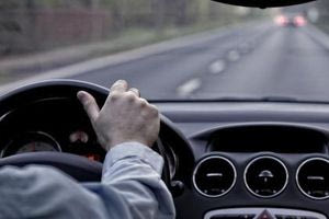 Το άγνωστο πρόστιμο των 80 ευρώ – Τι δεν πρέπει να έχετε στο παρμπρίζ του αυτοκινήτου