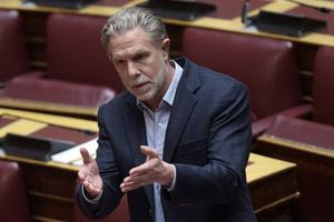 Παύλος Γερουλάνος: Αν το κράτος είχε κάνει στοιχειωδώς σωστά τη δουλειά του, δεν θα είχαν χαθεί 57 ψυχές στα Τέμπη