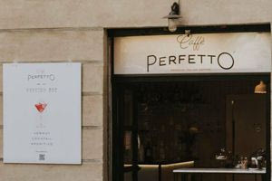 Ο χρόνος είναι χρήμα: Το μπαρ που έγινε viral για τη χρέωση ανάλογα με τον χρόνο παραμονής