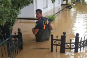 Τρίκαλα: Πυροσβέστης, πατέρας τριών παιδιών, έχασε τη ζωή του σε τροχαίο