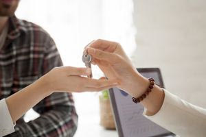 Πώς οι διαφορετικές ανάγκες μας ανά τα χρόνια επηρεάζουν την επιλογή σπιτιού