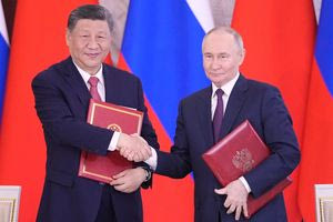 Ρωσία: Συνάντηση του Βλάντιμιρ Πούτιν με τον Κινέζο πρόεδρο στο Κρεμλίνο