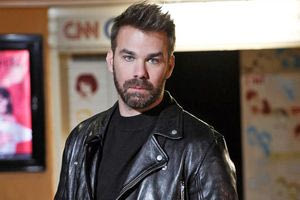 Ατύχημα για τον Γιώργο Σαμπάνη κατά τη διάρκεια ταξιδιού του στην Ιταλία