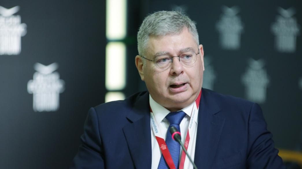 Άγνωστο το πότε θα γίνει η γεώτρηση κοντά στην Κρήτη