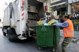 Αποκομιδή: Σε μία εβδομάδα η ομαλοποίηση της κατάστασης στο Ηράκλειο