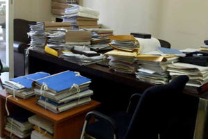 Θα ξανακλαίνε στις πλατείες οι δημόσιοι υπάλληλοι;