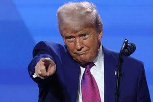 Ντόναλντ Τραμπ: Η Ευρώπη θα μιλούσε γερμανικά χωρίς τις ΗΠΑ