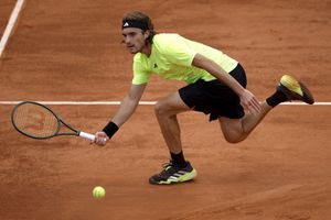 Ρολάν Γκαρός: Αποκλεισμός-σοκ του Τσιτσιπά από το Νο 167 της παγκόσμιας κατάταξης