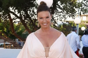 Πήρε εξιτήριο η Βάνα Μπάρμπα μετά το εγκεφαλικό επεισόδιο