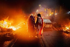 Φωτογραφικά βραβεία All About Photo 2025 για αντίσταση, θρήνο, φωτιές και μοναξιά