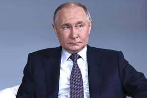 Ο Πούτιν λέει ότι σκέφτεται συνεχώς το θέμα της διαδοχής του