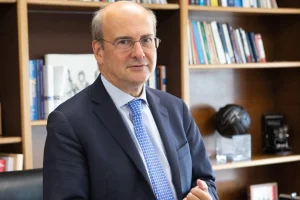 Χατζηδάκης για ΒΟΑΚ: Περνάμε πια από τη θεωρία στην πράξη