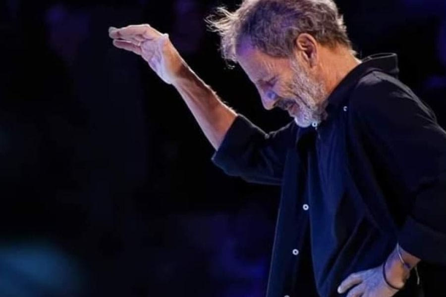 «Στο Σινεμά»: Συναυλία του Σταύρου Ξαρχάκου στην αυλή του Μουσείου Αρχαίας Ελεύθερνας