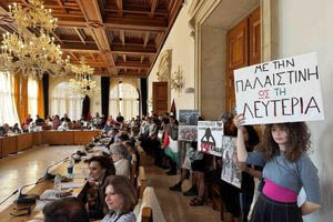 Ηράκλειο: Καταδίκη της βίας κατά αμάχων στη Γάζα από το Δημοτικό Συμβούλιο