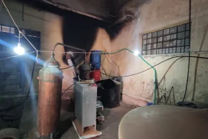 Η ανακοίνωση της ΕΛ.ΑΣ. για το παράνομο αποστακτήριο στις Δαφνές – (ΦΩΤΟ)