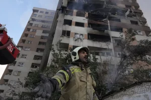 Ιράν: Το Ισραήλ σκότωσε τον διοικητή της Πολεμικής Αεροπορίας