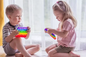 Αυτισμός: Πόσο διαφέρει ανάμεσα σε αγόρια και κορίτσια; 20ετής μελέτη απαντά