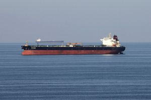 Ιράν: Η Τεχεράνη «εξετάζει σοβαρά το κλείσιμο των Στενών του Ορμούζ»