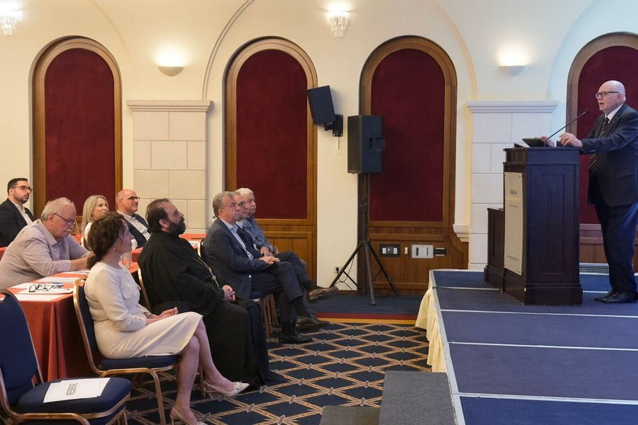 Στο Συνέδριο Καρδιολογίας του ΠΑΓΝΗ ο Περιφερειάρχης Κρήτης