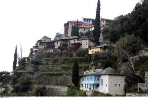 Σεισμοί στο Άγιον Όρος: «Μας προβληματίζουν» – «Καμπανάκι» για την τρωτότητα των μοναστηριών