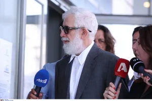Δίκη Φιλιππίδη – Ξεκίνησε η απολογία του ηθοποιού: «Εμένα με λένε Πέτρο Φιλιππίδη…»