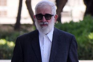 Πέτρος Φιλιππίδης: «Υπάρχουν προτάσεις από θέατρο, τηλεόραση για συνεργασία» λέει ο δικηγόρος του