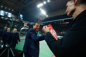 Παναθηναϊκός – Ολυμπιακός: Ο Αταμάν δε δέχθηκε το λάβαρο των “ερυθρόλευκων”