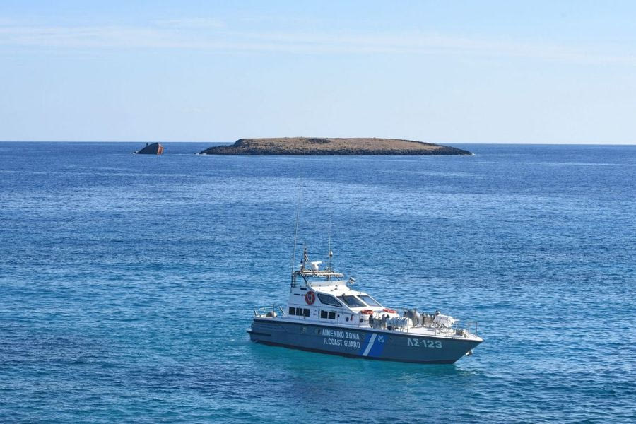 Διάσωση 38 μεταναστών νότια της Γαύδου