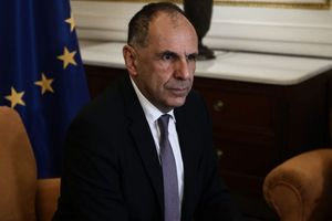 Συνομιλία του Γιάννη Γεραπετρίτη με τον ΥΠΕΞ του Κουβέιτ για τη Μέση Ανατολή