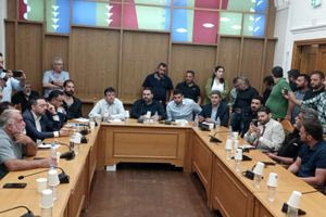 “Κεκλεισμένων των θυρών” η σύσκεψη των αγροτοκτηνοτρόφων στην Περιφέρεια Κρήτης