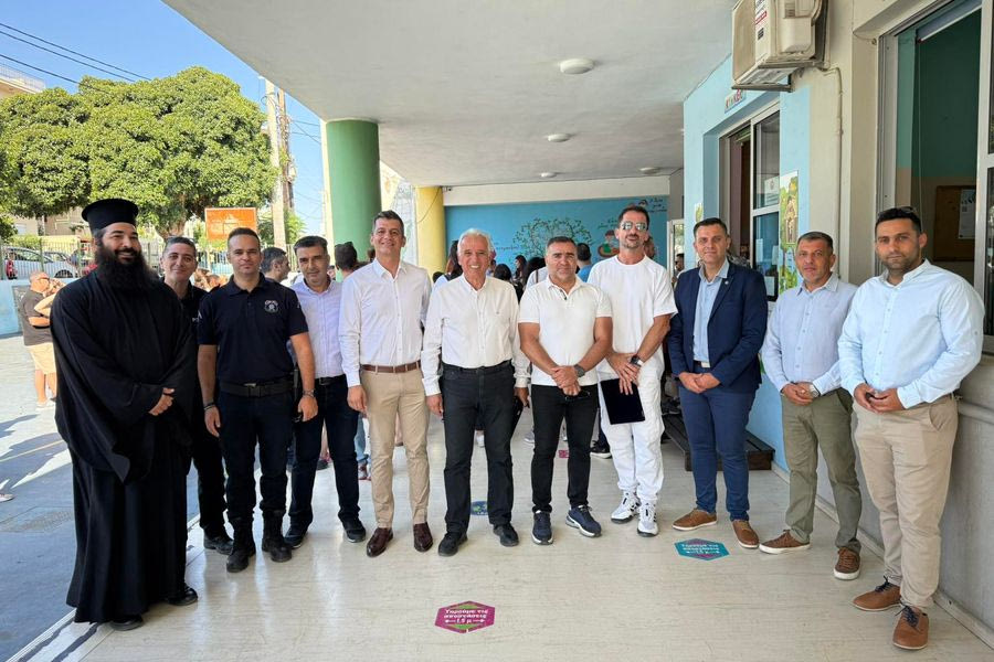 Καλοκαιρινό σχολείο για  τα παιδιά των ένστολων