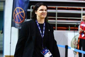 Η μαρτυρία της Ελληνίδας προπονήτριας μπάσκετ του Ιράν: “Προσγειώθηκα πρωί και το βράδυ ξεκίνησαν οι επιθέσεις”