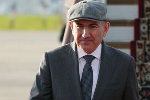 Αρμενία: Σε διαμάχη με την εκκλησία ο πρωθυπουργός – Έτοιμος να δείξει αν έχει κάνει περιτομή