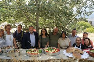 Χόρτασαν με τα καλά… του κήπου! – Μια ξεχωριστή γιορτή γεύσεων στη Μονή Καλλέργη