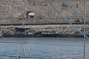 Παρέμβαση Κωνσταντίνου Κεφαλογιάννη για τις πρόσφατες ρηγματώσεις και καθιζήσεις στο κρηπίδωμα του Λιμένα Ηρακλείου