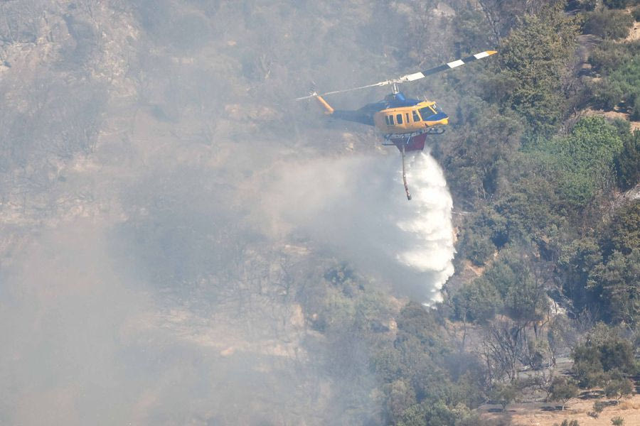 Υπό μερικό έλεγχο η φωτιά στις Κάτω Ασίτες- φωτογραφίες και video