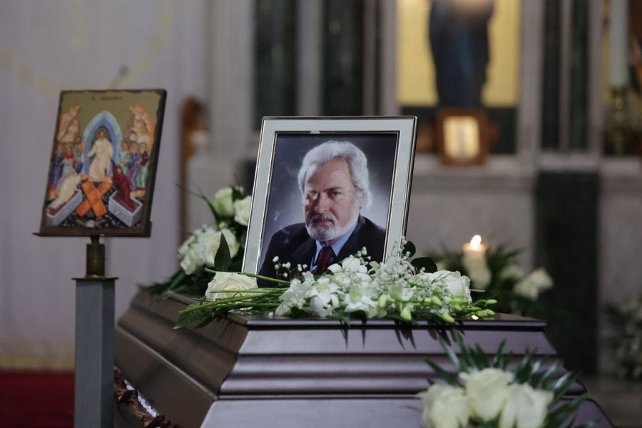 Το Ηράκλειο αποχαιρέτησε τον Μάνο Φραγκιαδουλάκη