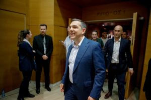 Οι άγνωστοι «Χ» στην εξίσωση Τσίπρα