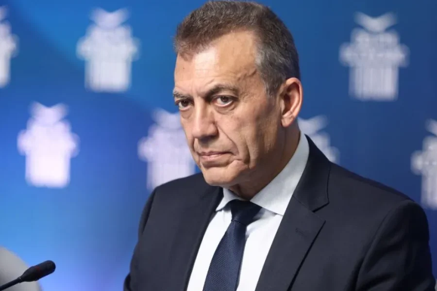 Βρούτσης για τη συνάντηση με Γιαννακόπουλο και Αγγελόπουλους: Θα τους περιμένω ως τις 15:00 την Τετάρτη, αν δεν έρθουν θα διακοπεί οριστικά το πρωτάθλημα