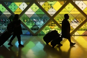 Αλλάζουν οι αποζημιώσεις για καθυστερημένες πτήσεις: «Δώρο» της ΕΕ στις αεροπορικές