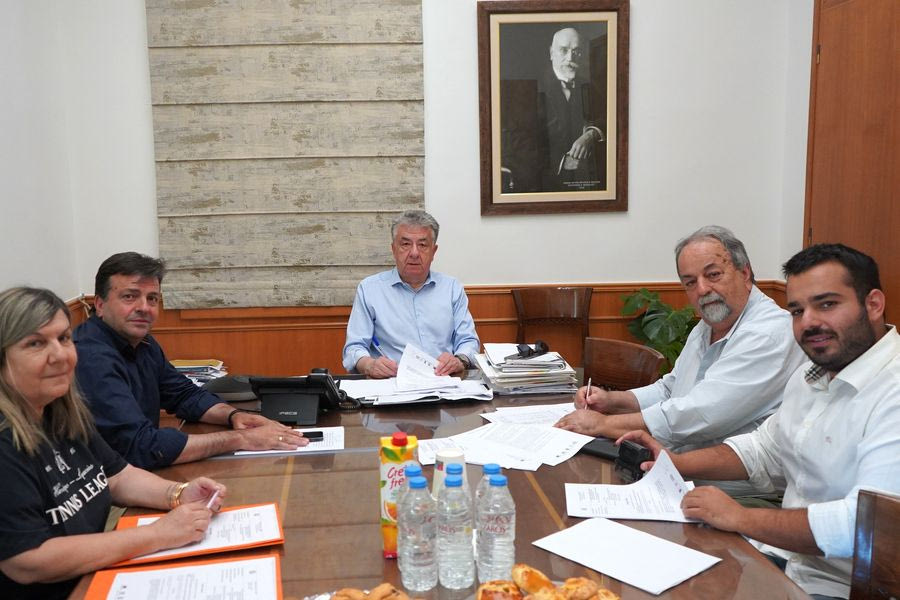 Κέντρο επιμόρφωσης αγροτών στον Αμπελούζο – Έπεσαν οι υπογραφές στην Περιφέρεια