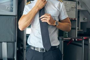 Παρίστανε τον αεροσυνοδό και ταξίδεψε δωρεάν σε 120 πτήσεις