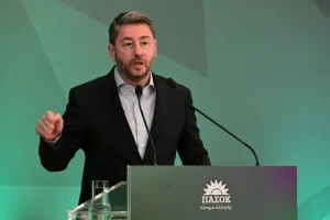 Ανδρουλάκης: Η Δημοκρατία στην Αυτοδιοίκηση δεν είναι διαχειριστική λεπτομέρεια