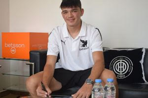 ΟΦΗ: Επαγγελματίας και ο πρώτος σκόρερ της Κ-17 Αντωνακάκης