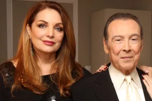 Άντζελα Γκερέκου: «Θα μπορούσε να γίνει ταινία η ζωή του Τόλη Βοσκόπουλου, καλύτερα να τον υποδυθεί ηθοποιός»