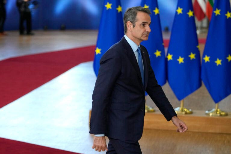 Σε Χάγη και Βρυξέλλες ο Μητσοτάκης για τη Σύνοδο κορυφής του ΝΑΤΟ και της ΕΕ σε συνεργασία με το ίδρυμα Gates