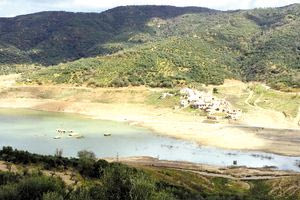 Νέα εμπλοκή στο φράγμα  – Πριν αποκατασταθεί η μια ζημιά στον Αποσελέμη, ήρθε και δεύτερη